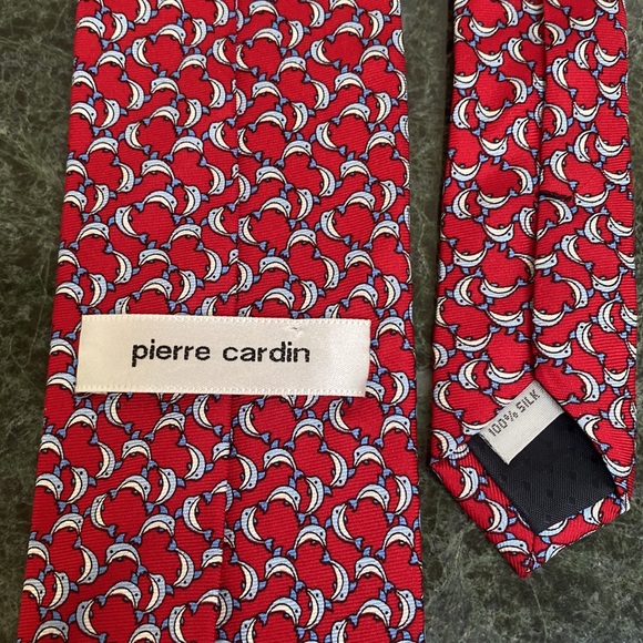 Pierre Cardin 💯 %silk tie - Picture 4 of 4
